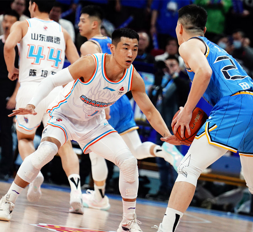 雷竞技官网入口 -山东男篮发布备战花絮，窗口期调整名单，欧篮联任务艰巨，球探报告显示潜力(山东高速男篮10月24对阵深圳)