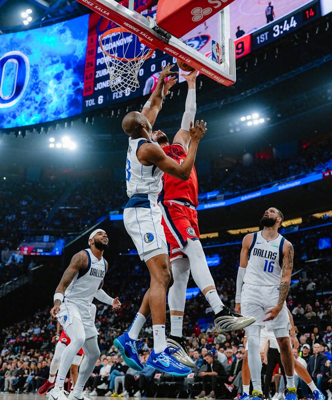 雷竞技官网入口 -无尽的拉格朗日登陆舰玩法