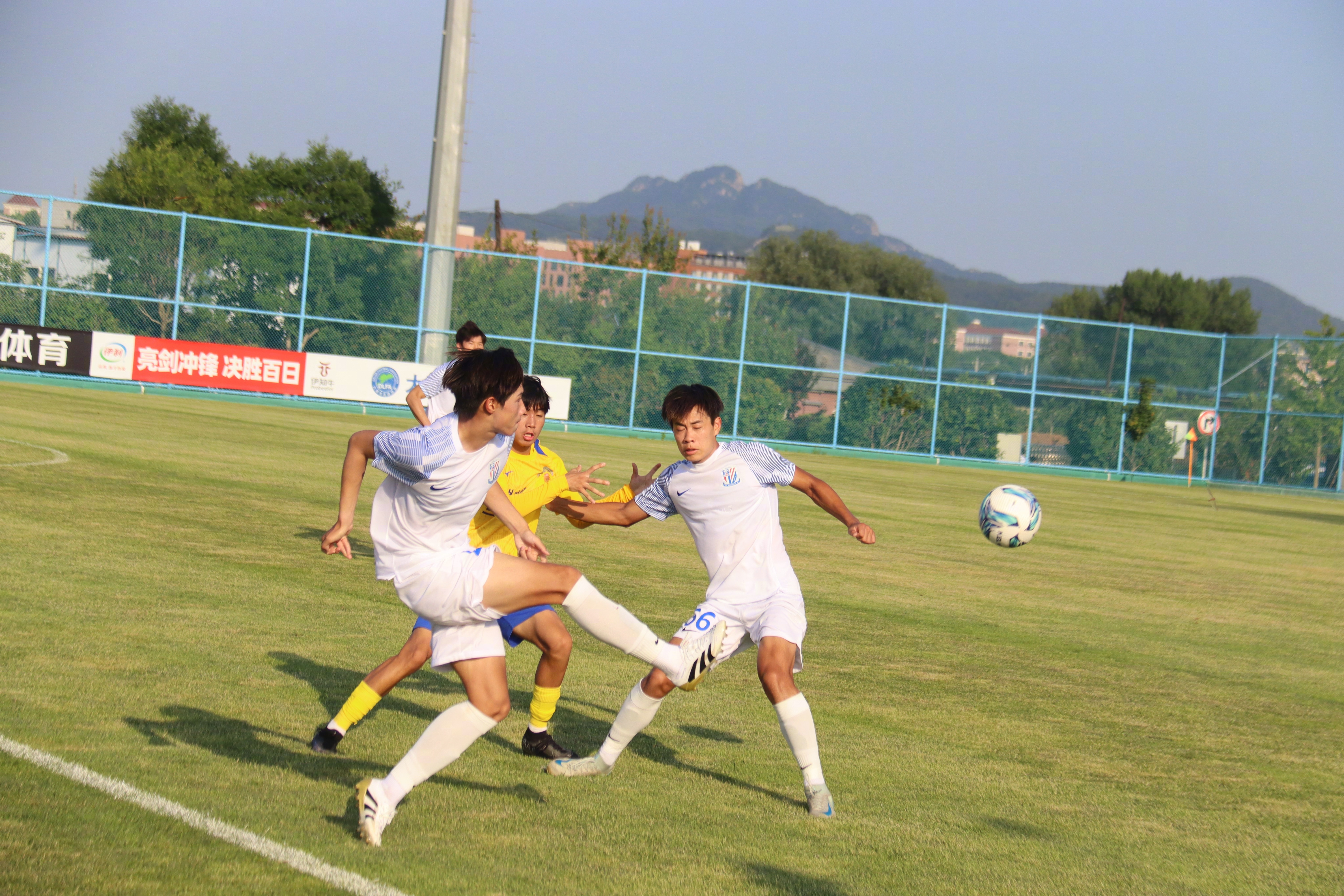 雷竞技官网 -赛后意甲传出新动向，上海申花单刀错失，管理层表态——压力陡增，更衣室氛围转暖的简单介绍